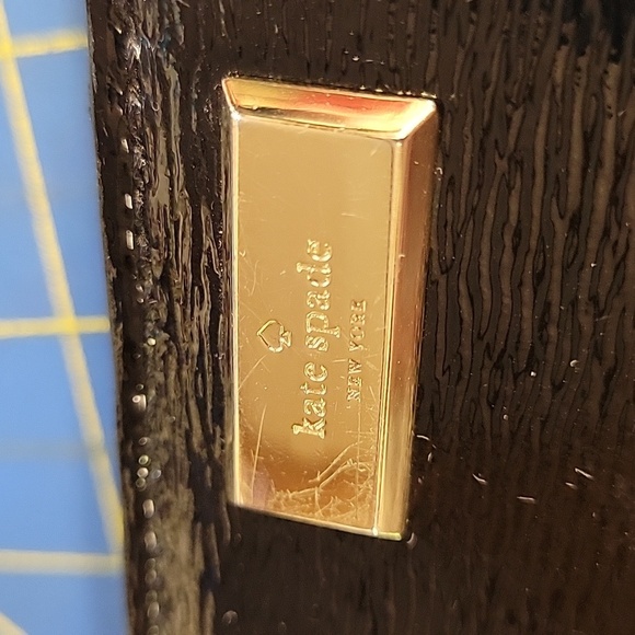 Kate Spade Patent Black Card Holder Wallet 5.5" x 4" x 0.5" Preowned - Picture 13 of 13